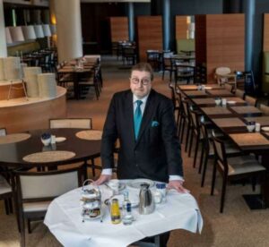 Dirk Iserlohe: „Nicht die Hotels müssen schließen, wohl aber die Restaurants in den Dorint Hotels.