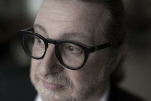Dorint Aufsichtsratschef Iserlohe fürchtet, dass die Grundrechte auf dem Spiel stehen!